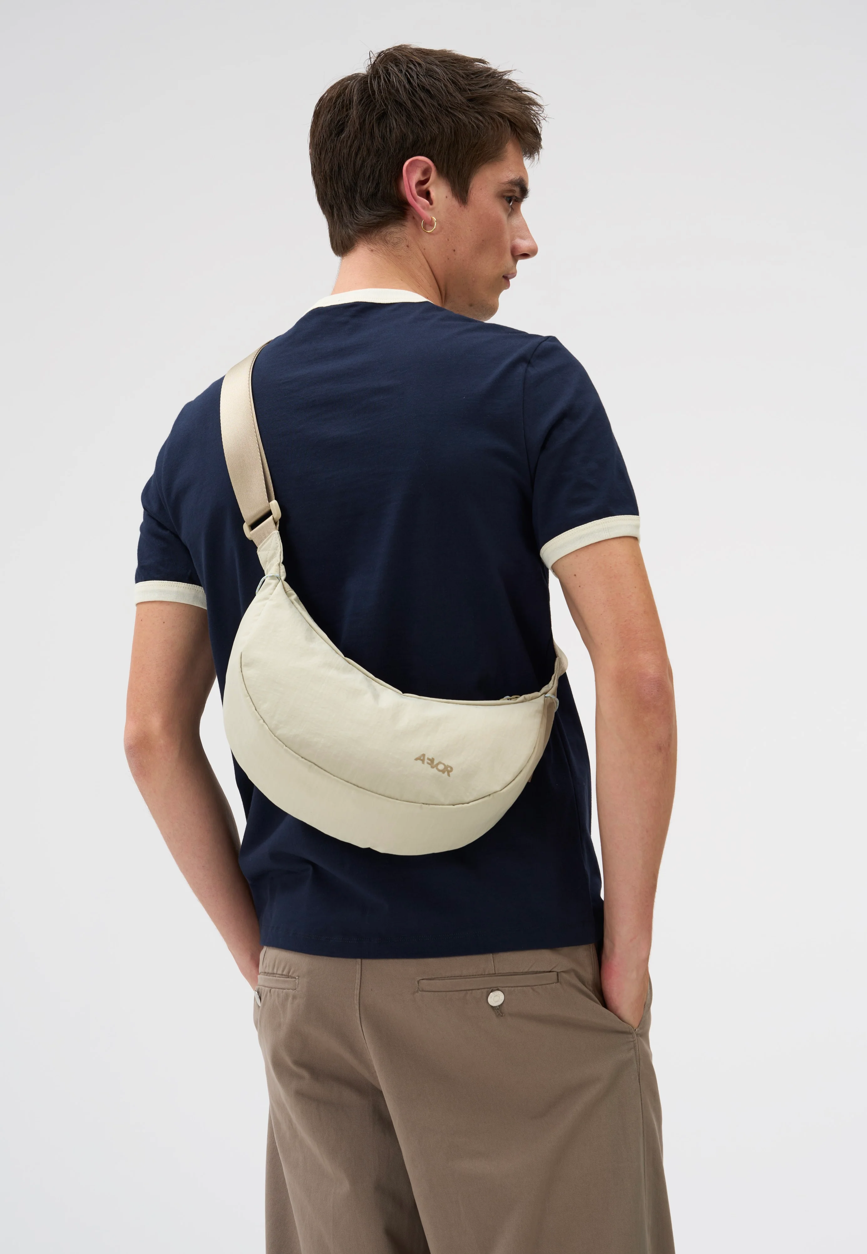 Sling Small Off-White - Sling Bag - Image 6