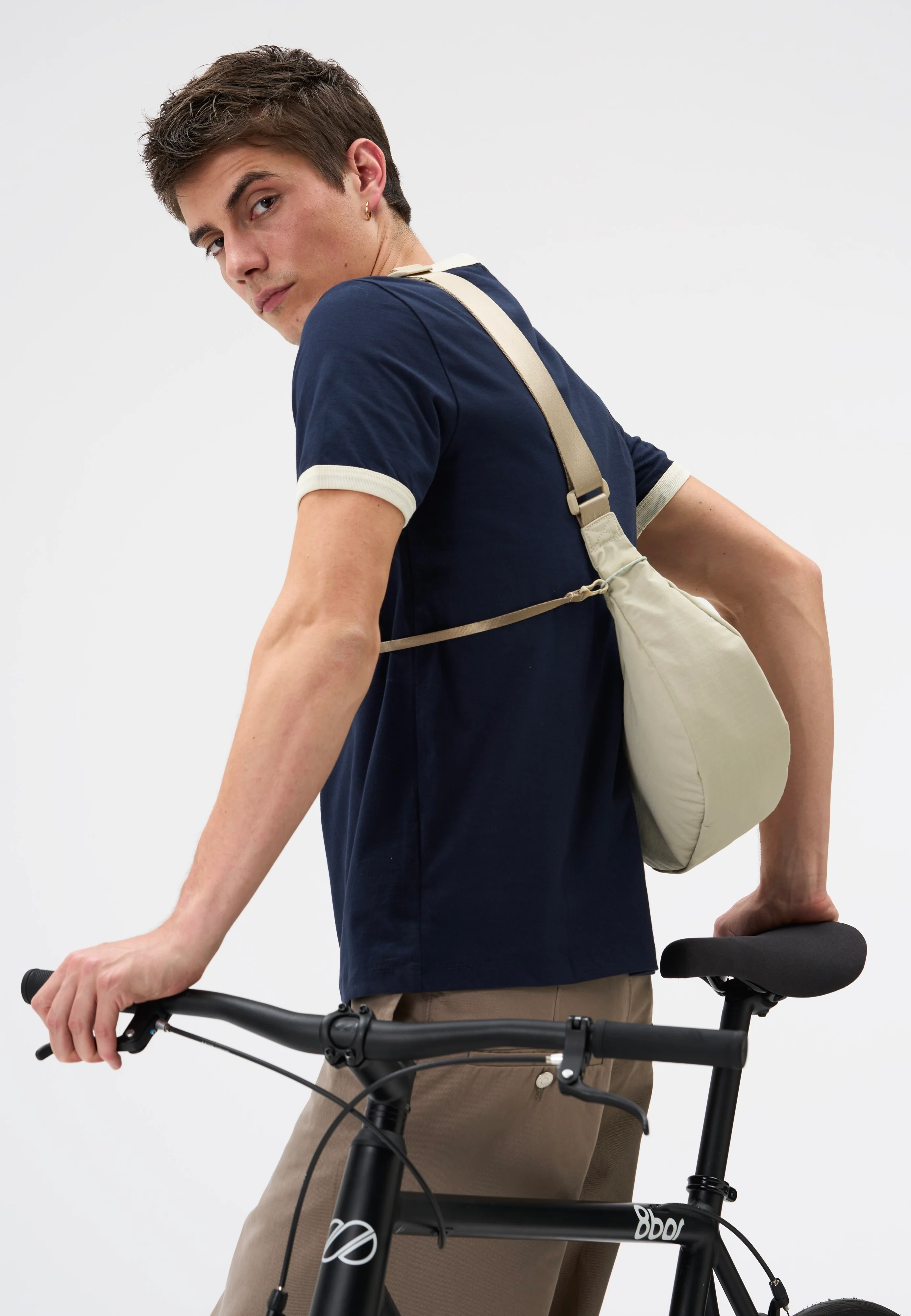 Sling Small Off-White - Sling Bag - Image 8