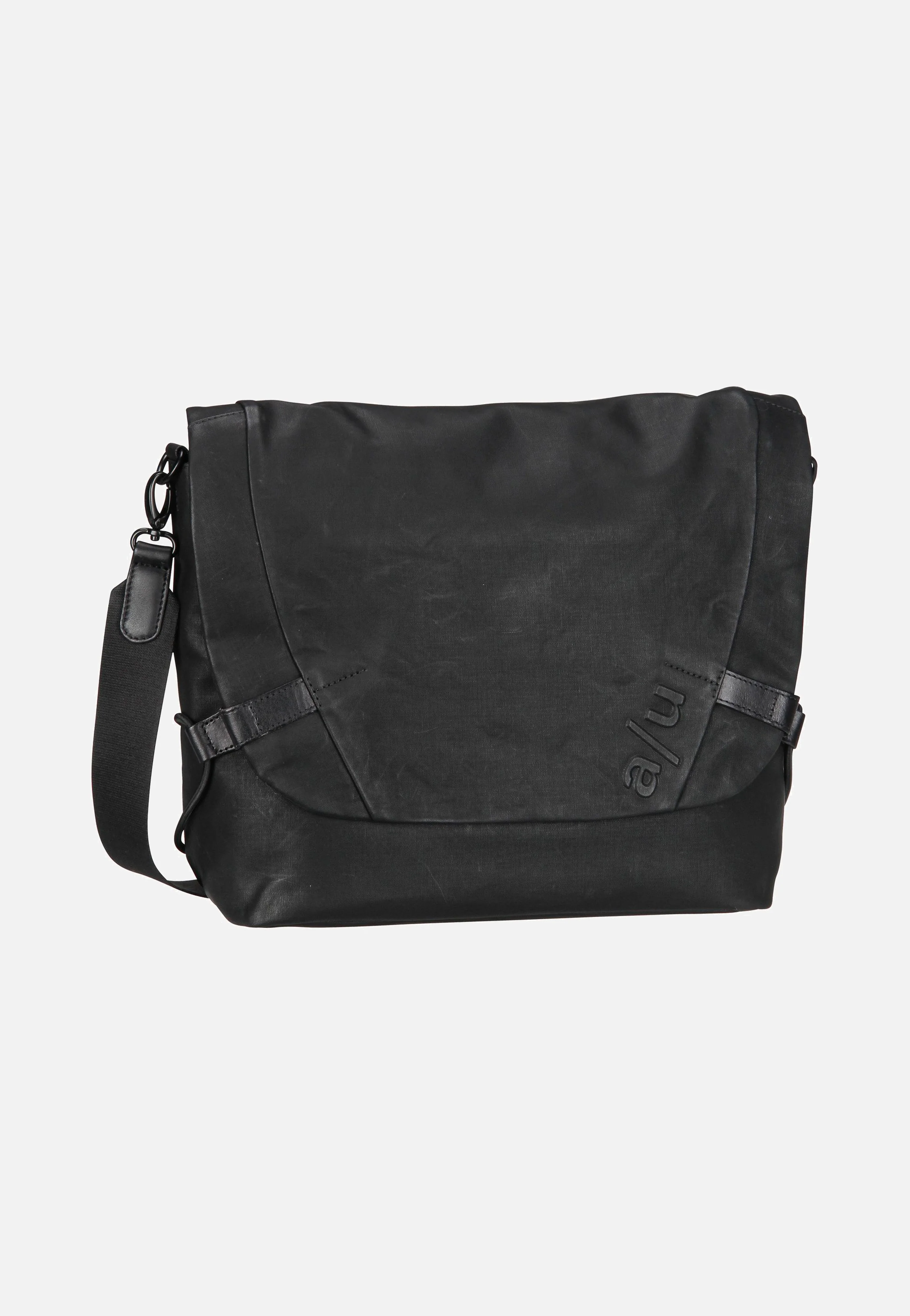 Matsumoto Black - Messenger Bag