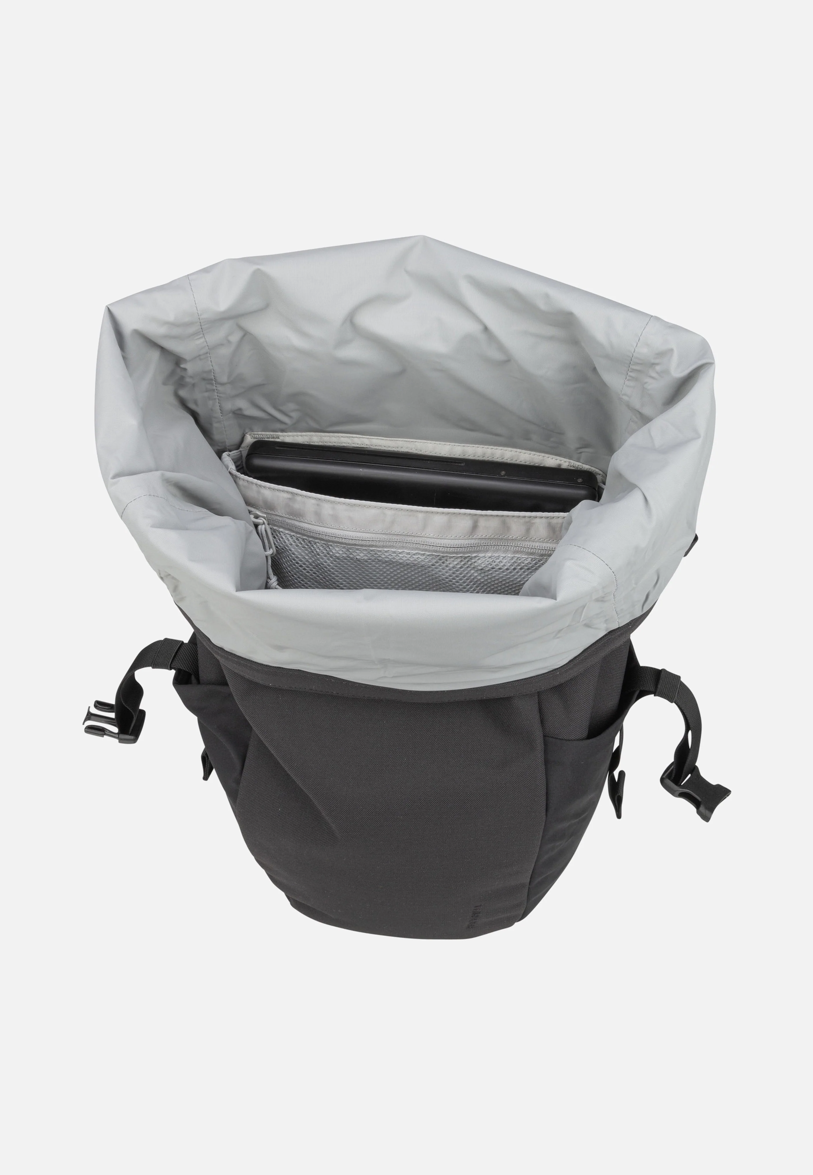 Ulvö Rolltop 30 Black - Rolltop Rucksack - Image 3