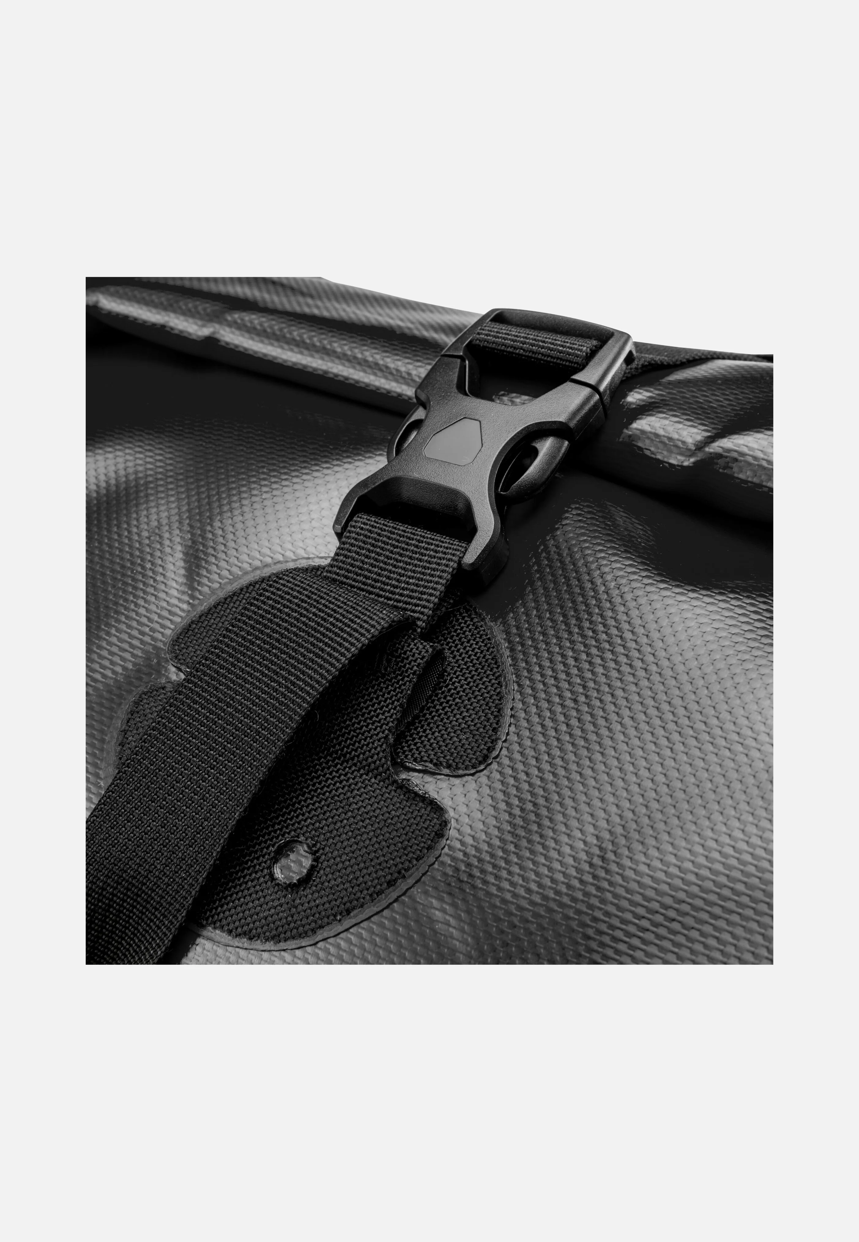Rack-Pack 24L Schwarz - Dufflebag - Image 8