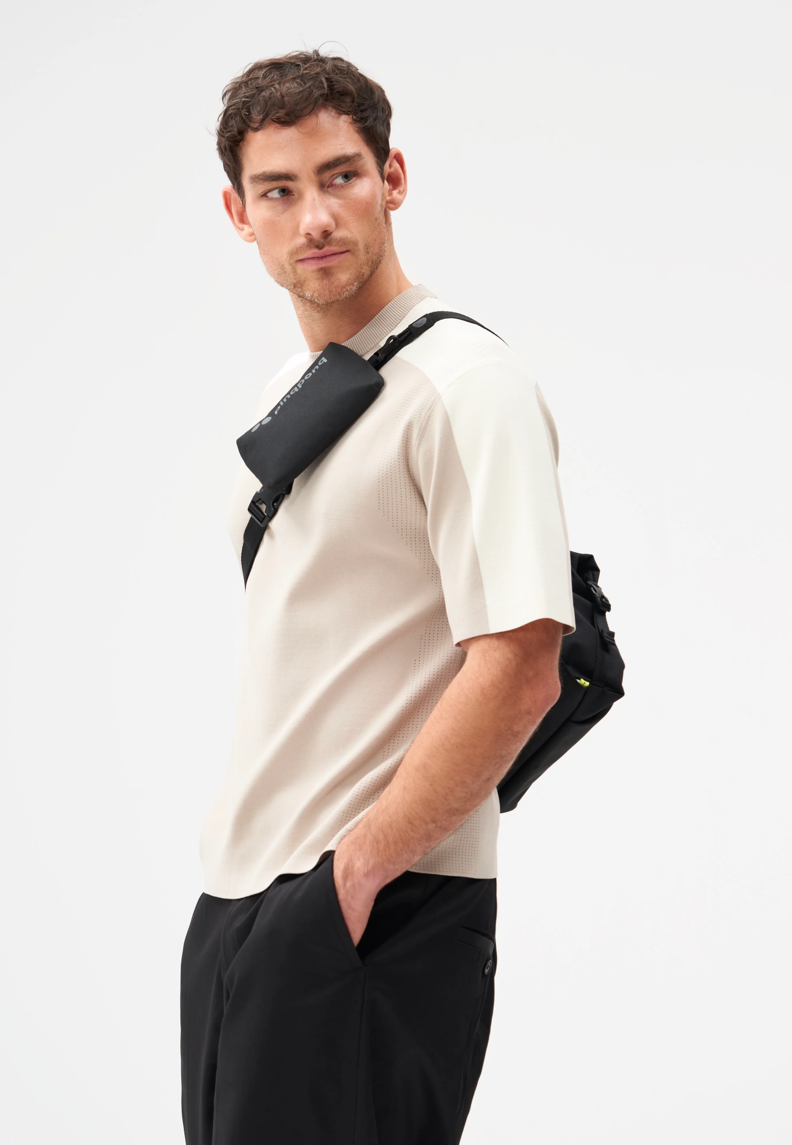 Aksel Rooted Black - Crossbody Bag - Image 7