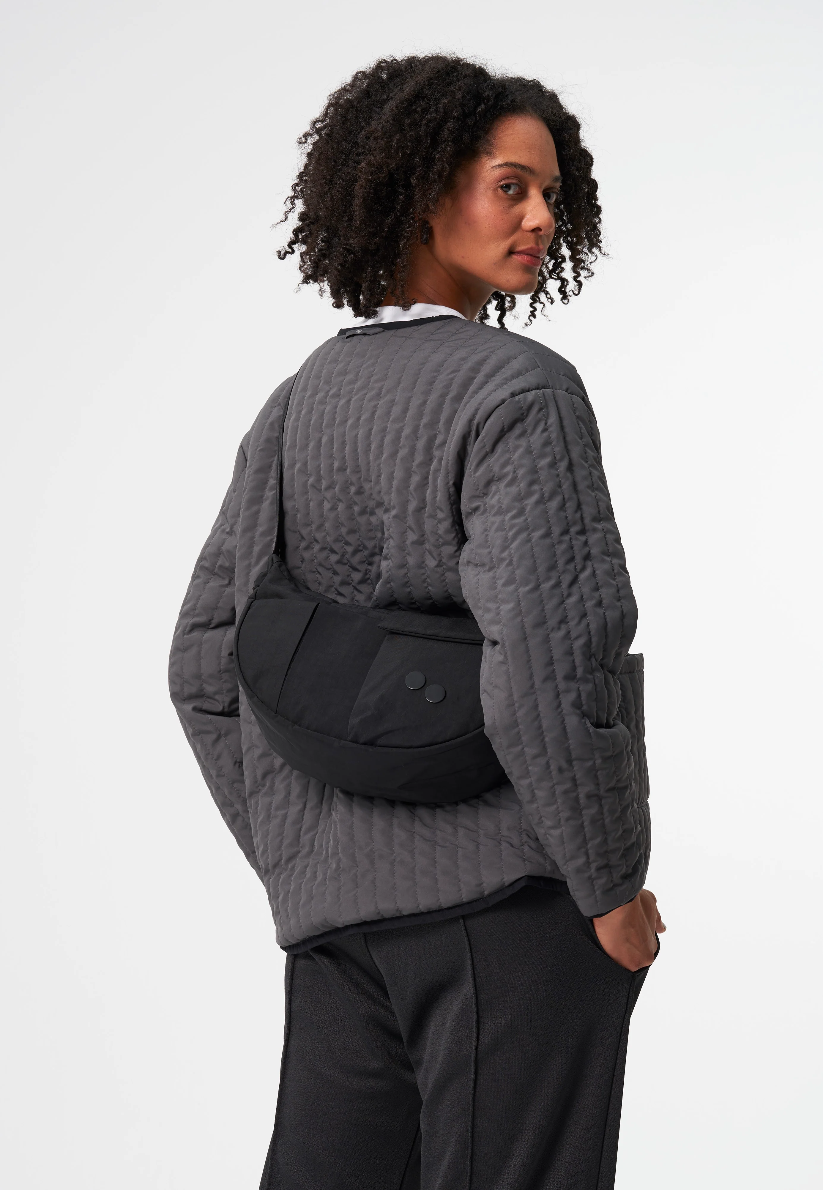 Krumm Medium Crinkle Black - Crossbody Bag - Image 7