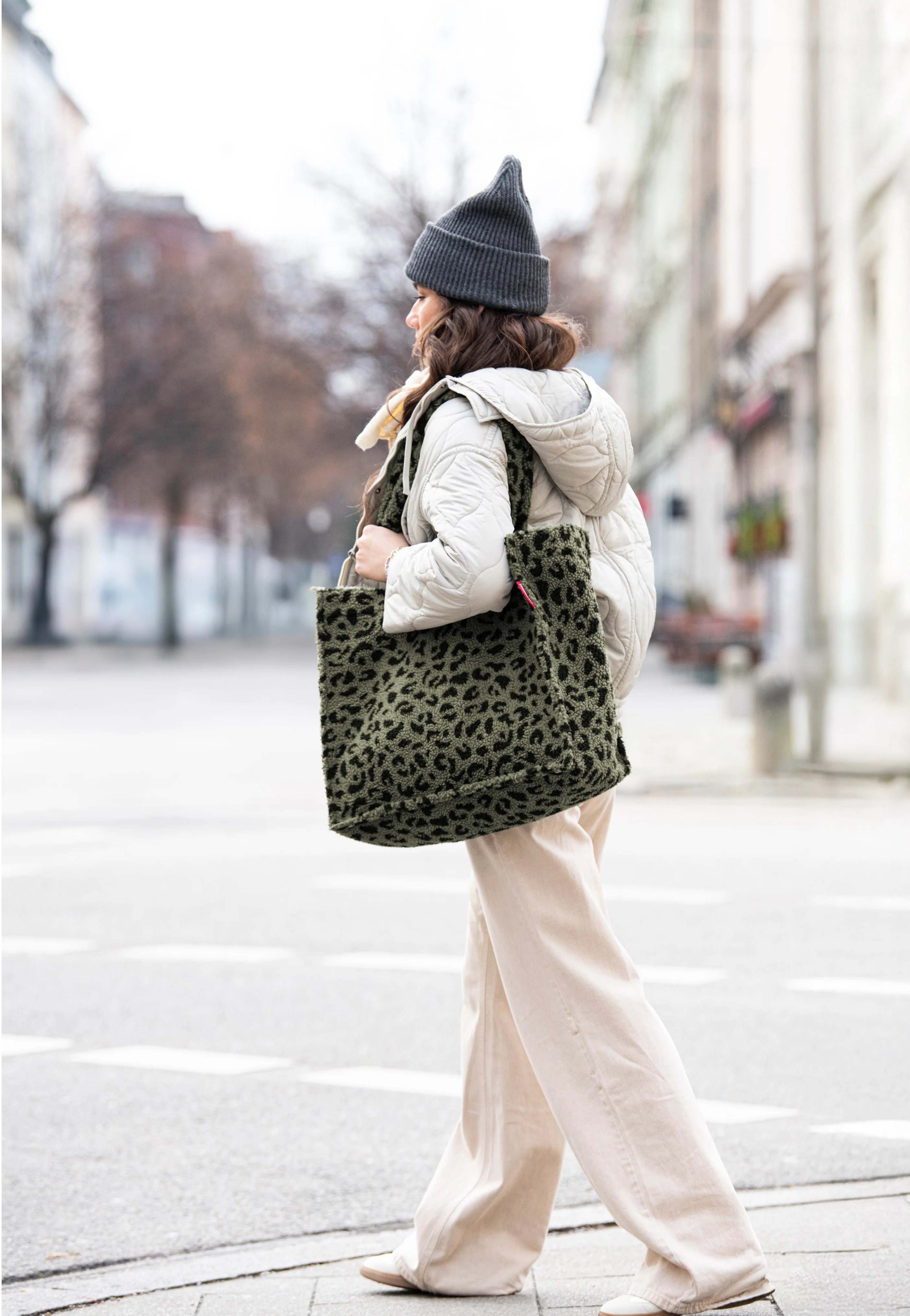 Softshopper Teddy Leo Olive - Shopper - Image 5