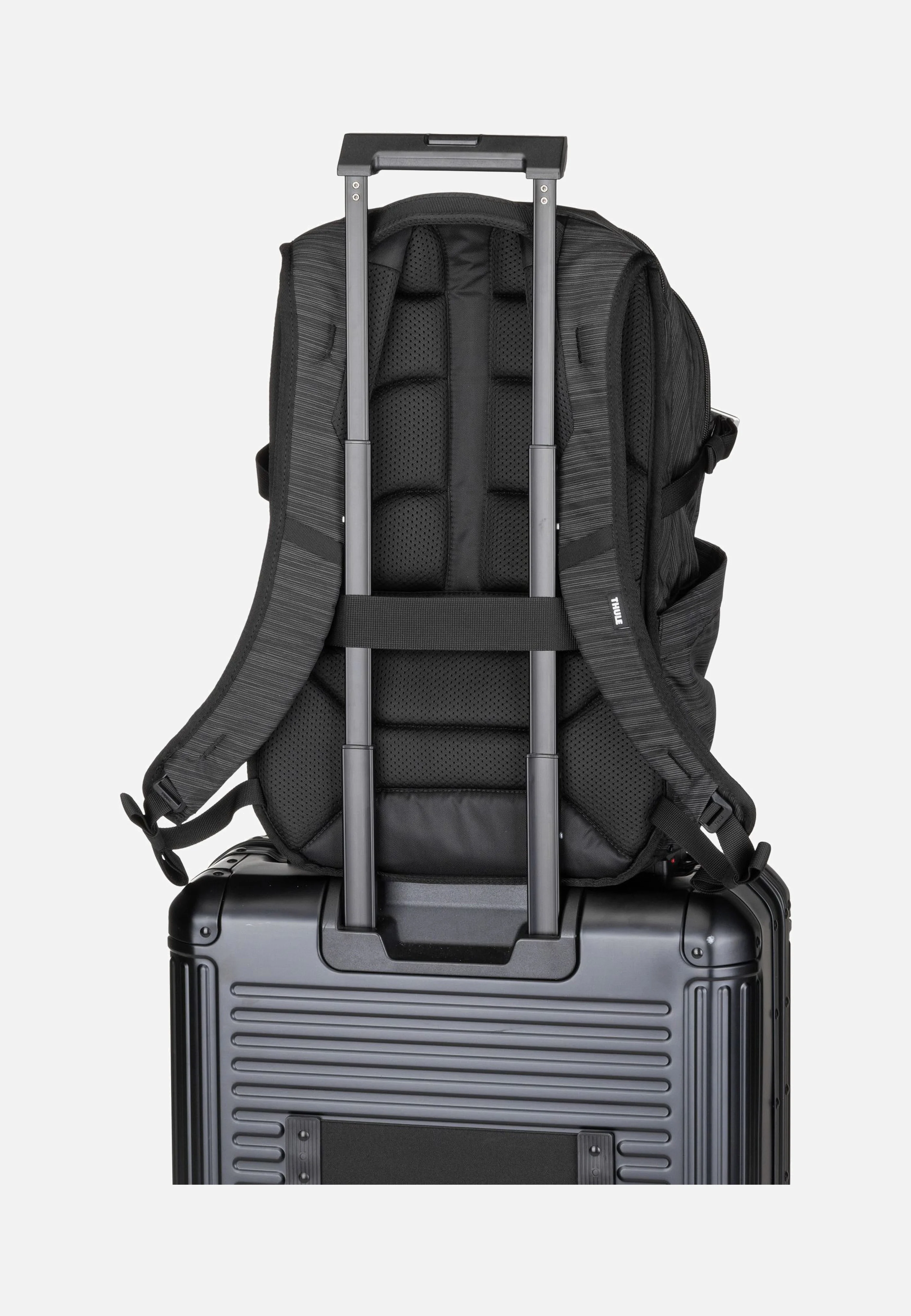 Construct 28L Black - Rucksack - Image 8