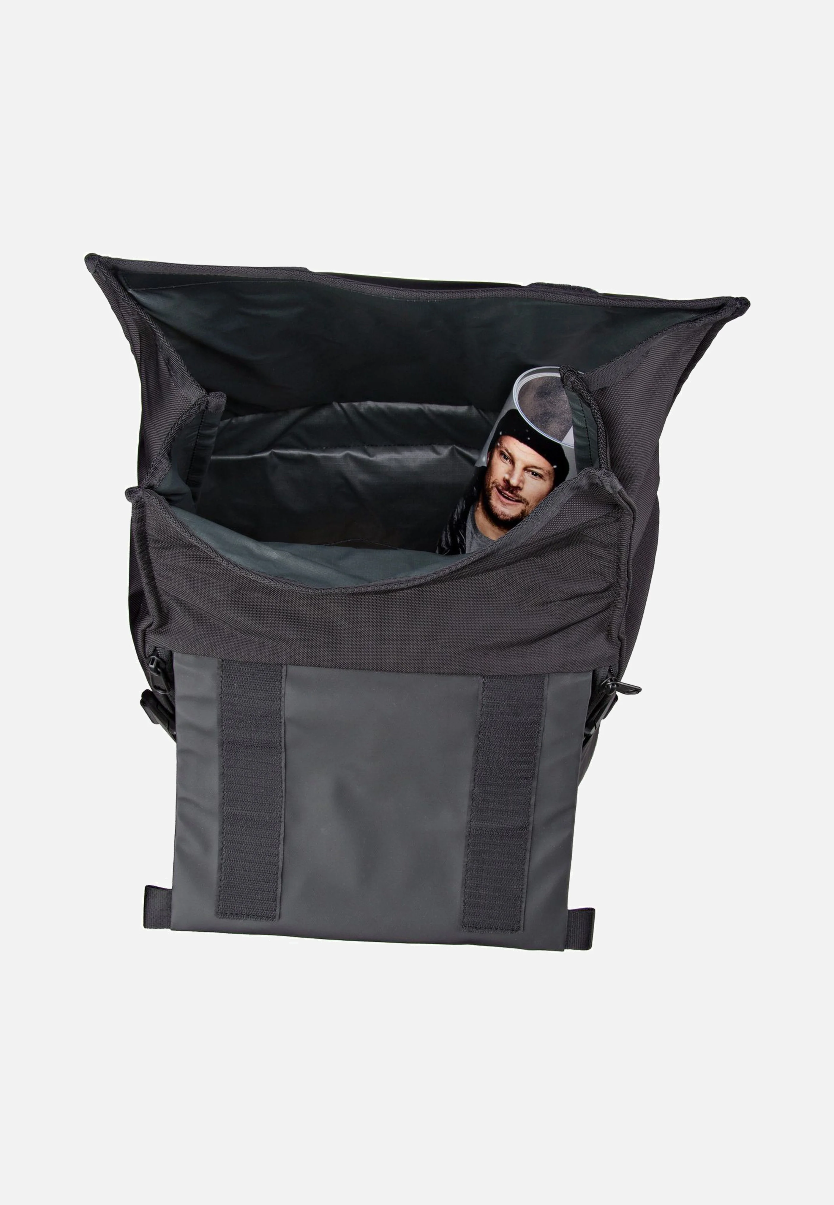 Clark Pack Jet Black - Rolltop Rucksack - Image 4