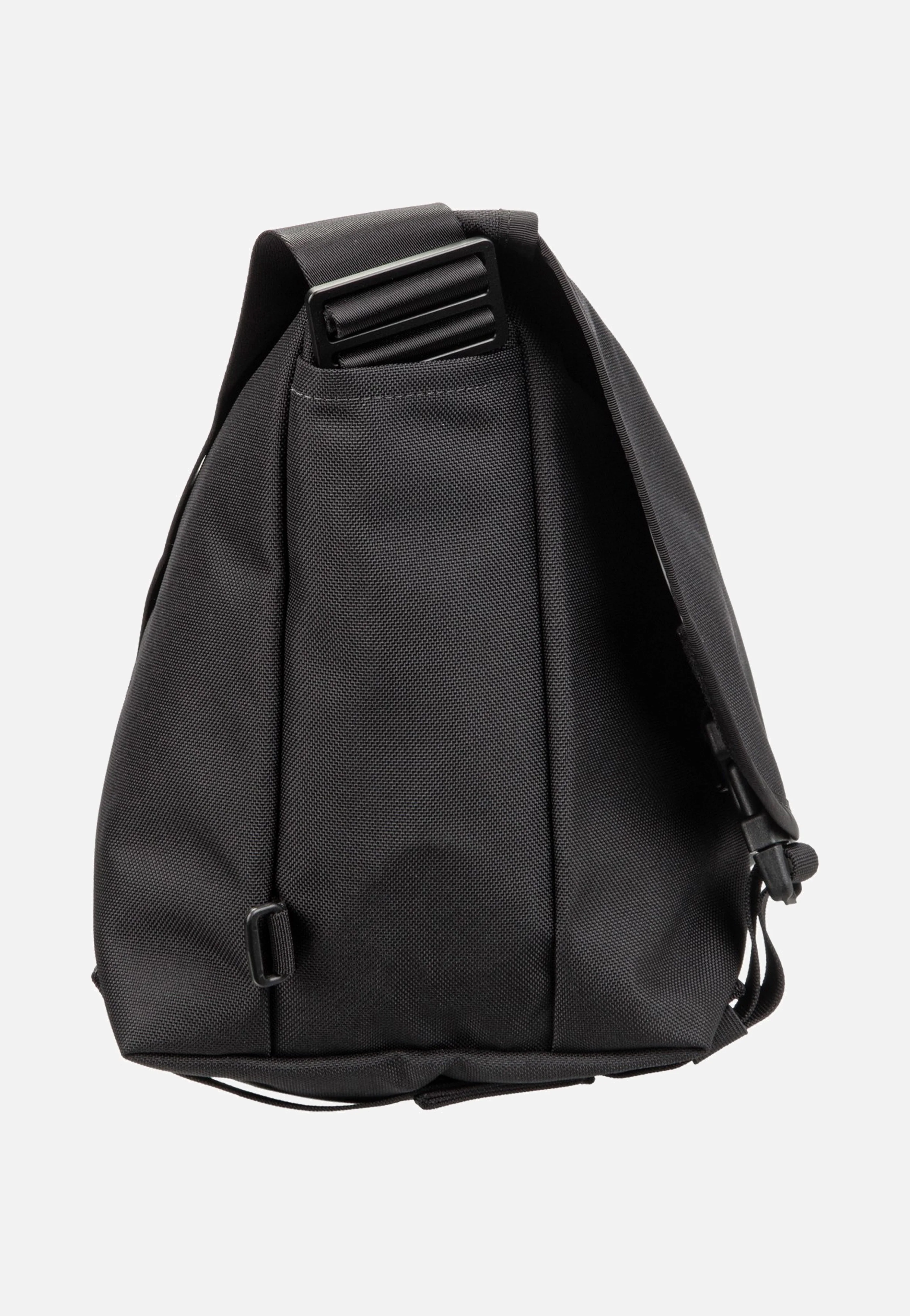 Classic Messenger M Jet Black - Messenger Bag - Image 5