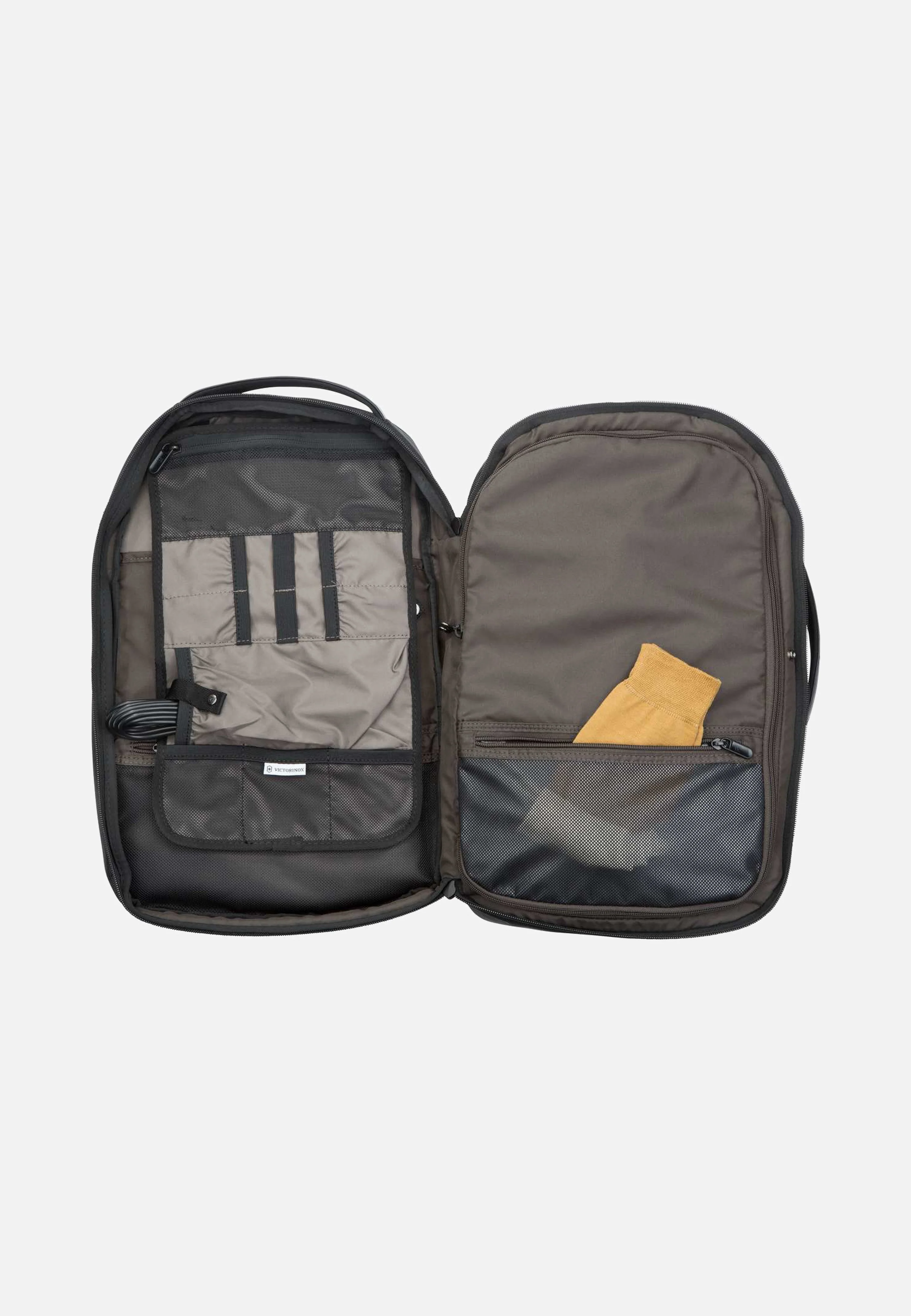 Altmont Professional Deluxe Travel Laptop Black - Rucksack - Image 3