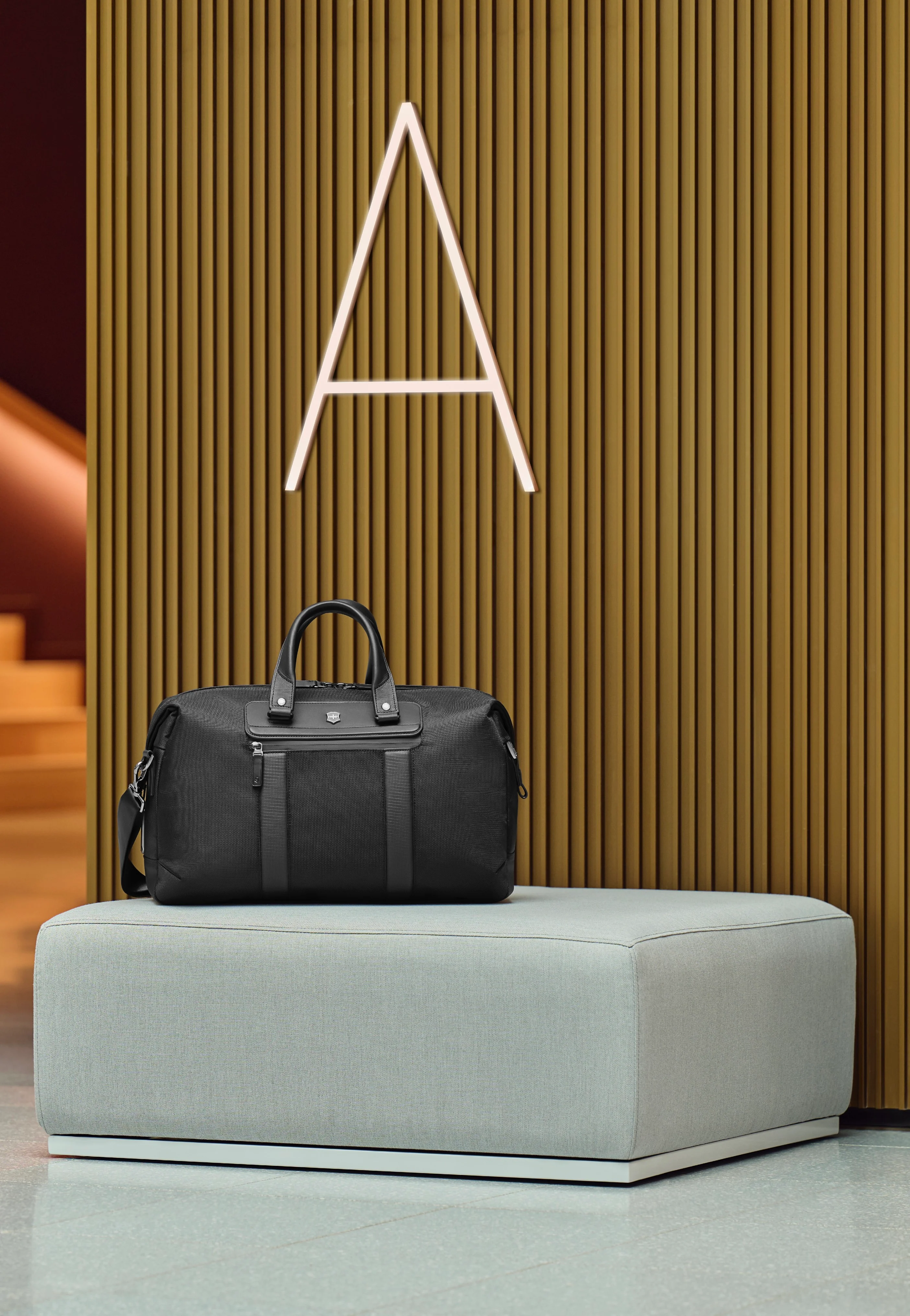Architecture Urban2 Compact Black - Weekender - Image 11